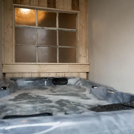 Hébergement de vacances La Tête Penchée - Maison Duplex 2 Et Jacuzzi Deulemont