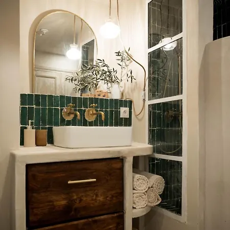 La Tête Penchée - Maison Duplex 2 Et Jacuzzi