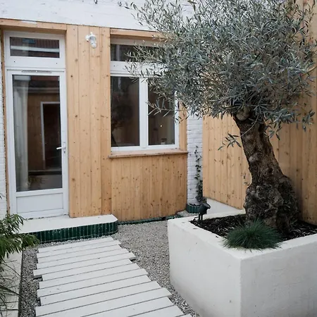 Hébergement de vacances La Tête Penchée - Maison Duplex 2 Et Jacuzzi