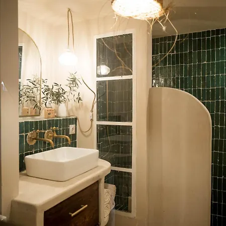 La Tête Penchée - Maison Duplex 2 Et Jacuzzi